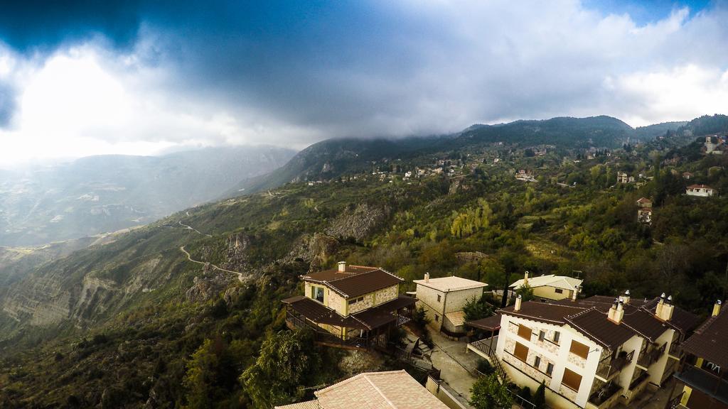 Aetoma Suites Synikia Mesi Trikalon Exteriér fotografie