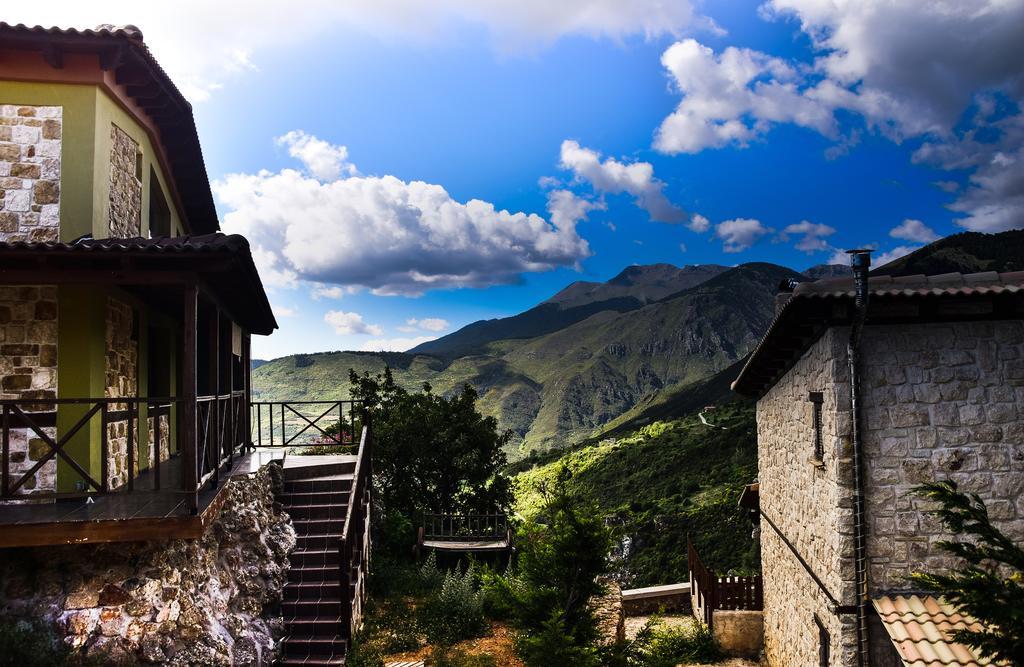 Aetoma Suites Synikia Mesi Trikalon Exteriér fotografie