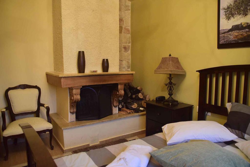 Aetoma Suites Synikia Mesi Trikalon Exteriér fotografie